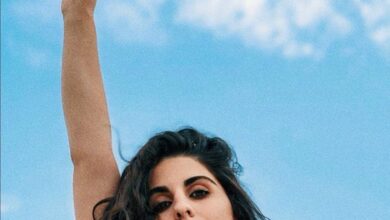 Photo of Everything You Need to Know about Sepideh Rashnu, Iranian Writer Persecuted for Defying Mandatory Hijab